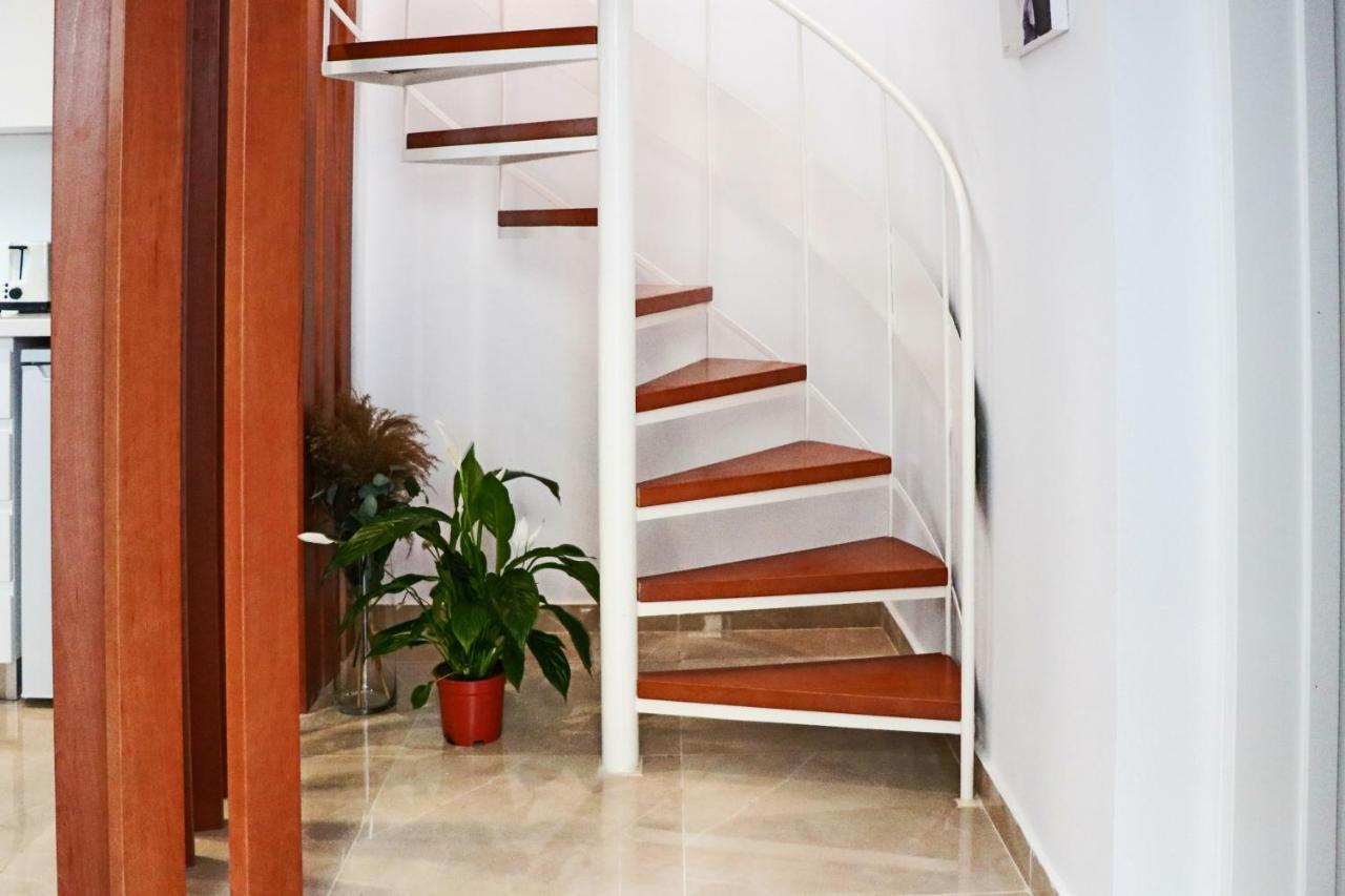 Phaedrus Living: Luxury Maisonette Lighthouse 60 Paphos Extérieur photo