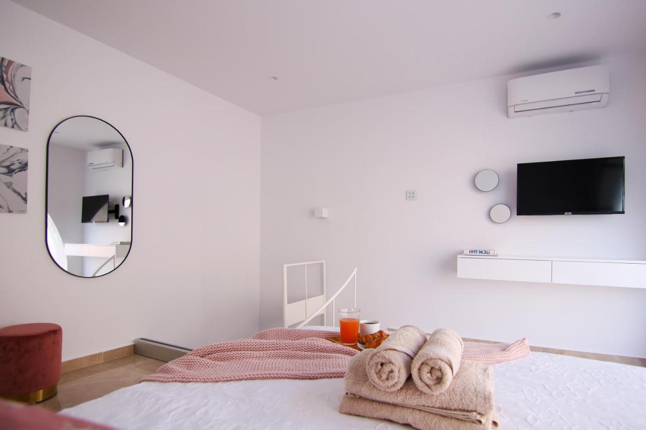 Phaedrus Living: Luxury Maisonette Lighthouse 60 Paphos Extérieur photo